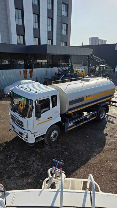 15 КУБ Водавоз янги тайёр