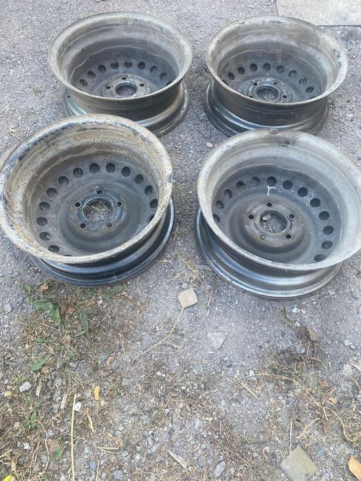 Железные диски на 15