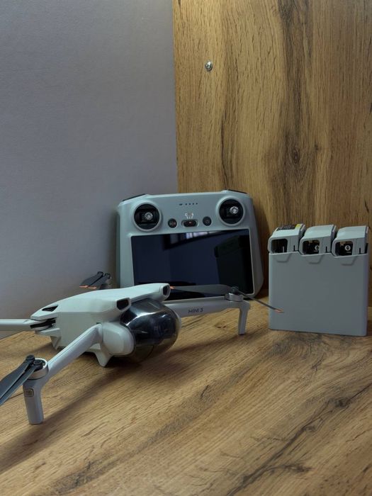 Дрон DJI Mini 3