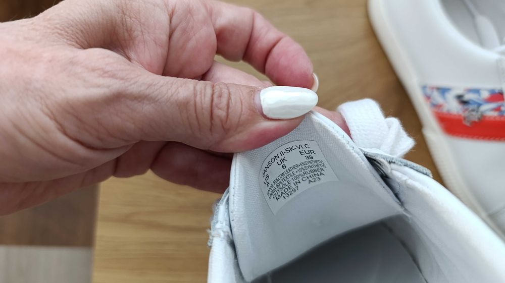 Дамски бели обувки,сандали