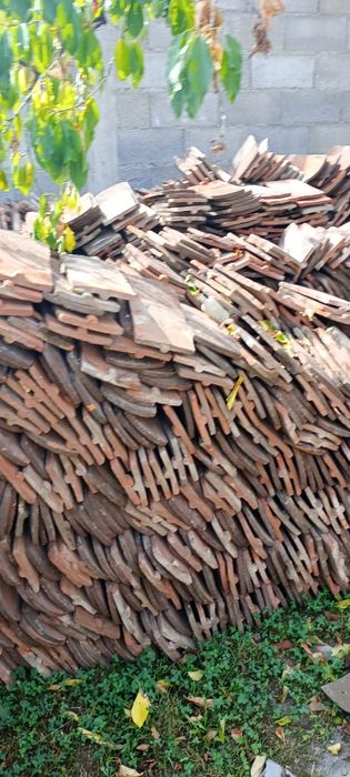 Vând țiglă solzii