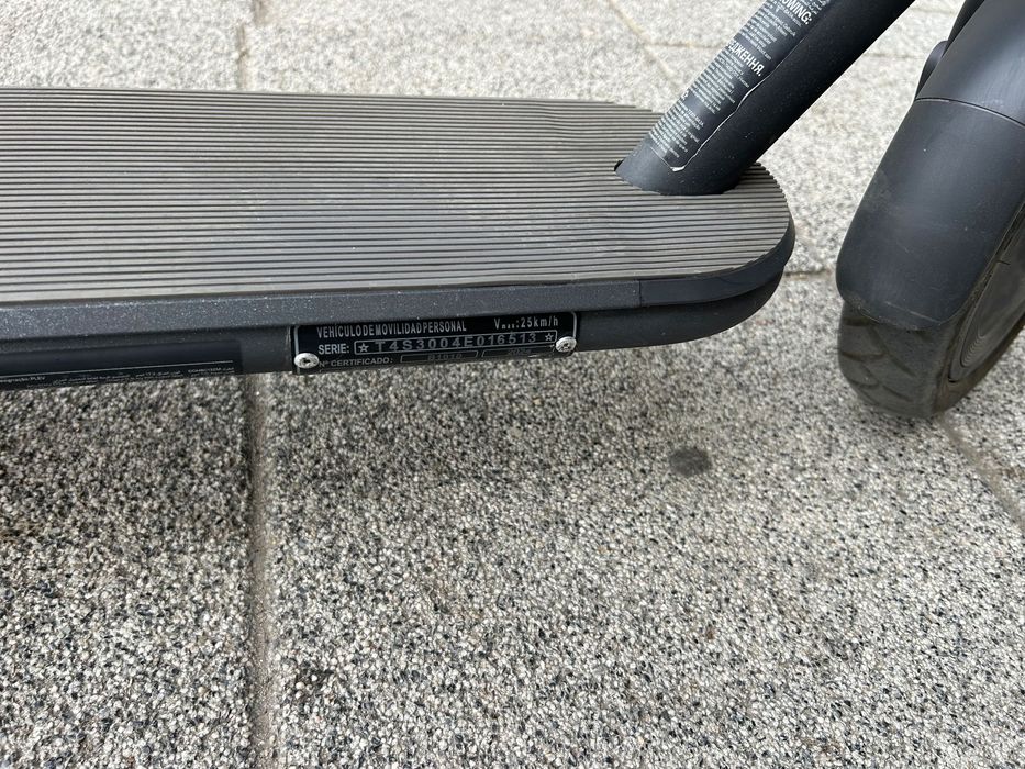 Trotineta Xiaomi Scooter 4