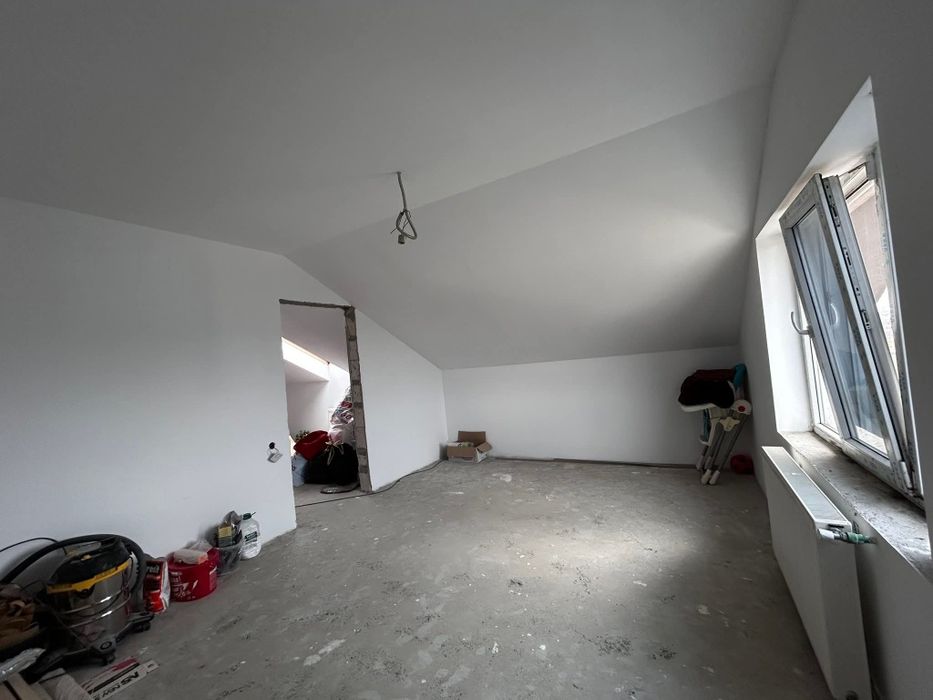 Apartament Jucu de mijloc