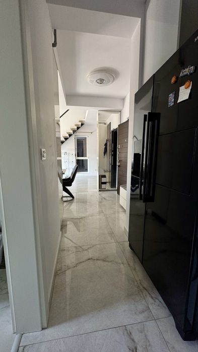 Apartament 3 camere, scară interioară, balcon, parcare, zona Future Residence