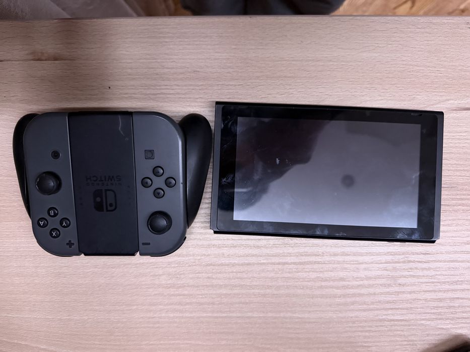Nintendo Switch с джойстиком