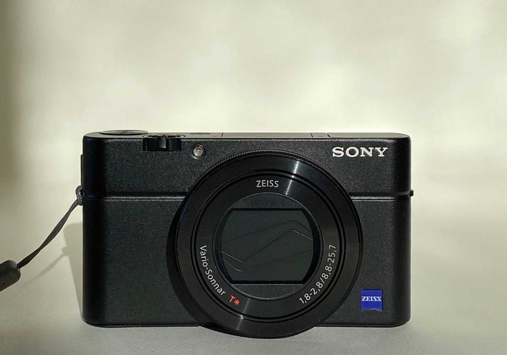 Sony Cyber-Shot RX100 M3, aparat foto compact