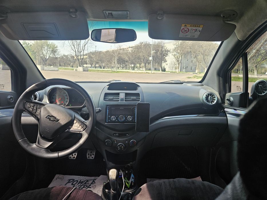 Spark sotiladigan holat yaxsh kiraska bor 15 kobilt diska yangi balon