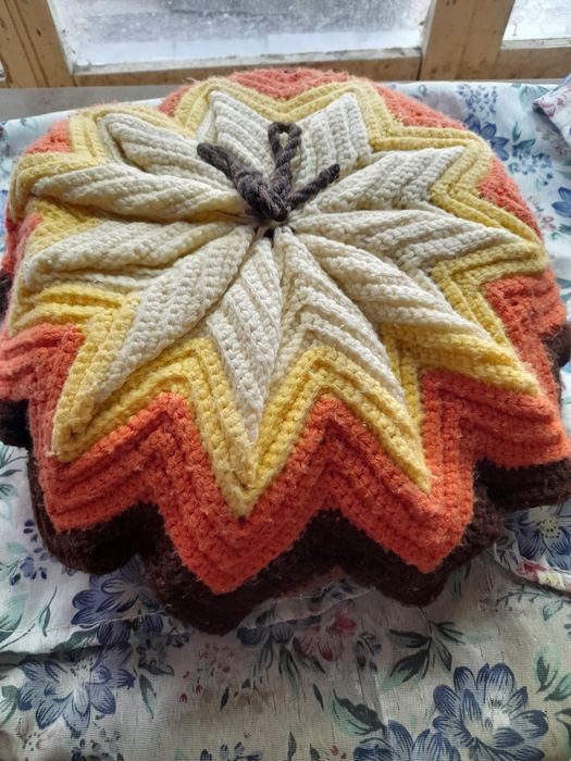 Продам подушки разные