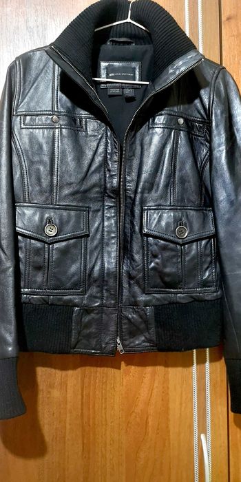 Geaca de piele naturală