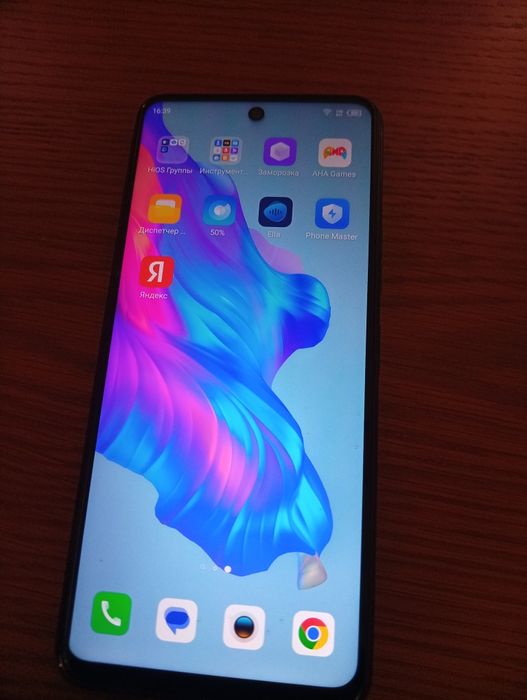 Tecno camon 18p. 80000