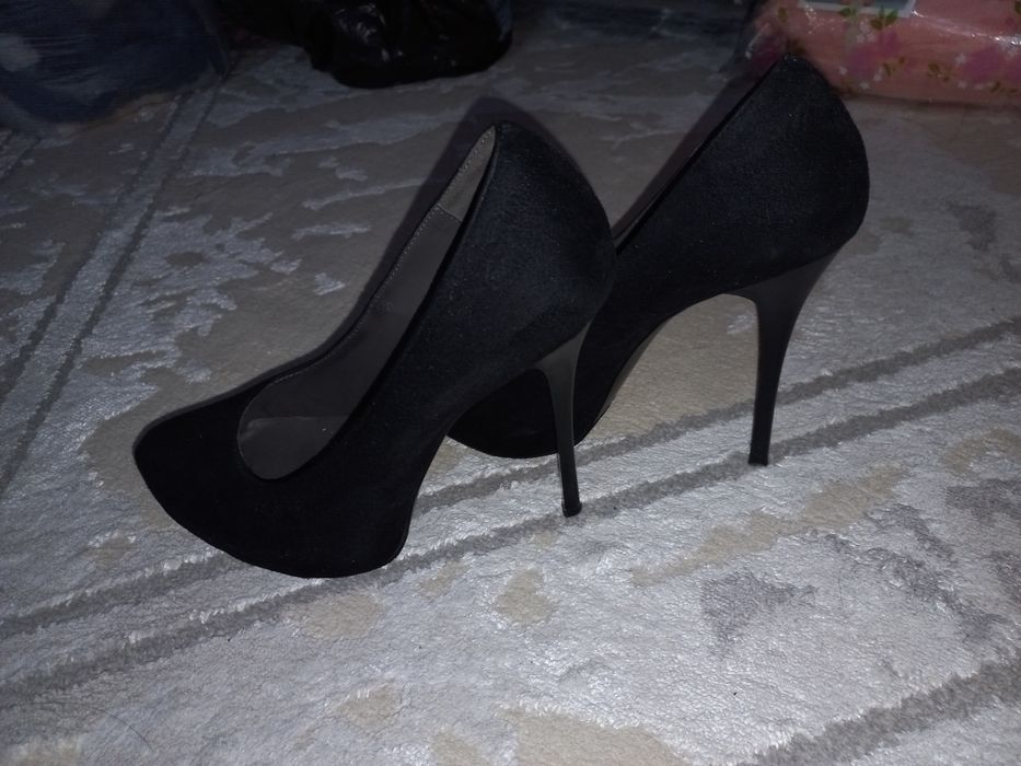 Ботфорд и каблук