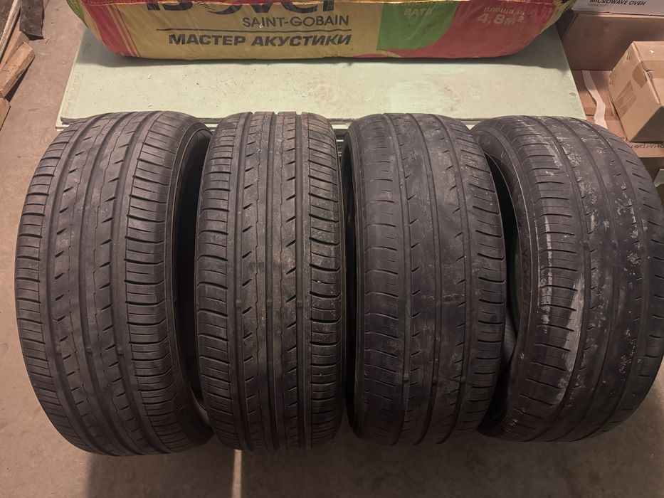 Шины летние YOKOHAMA R17