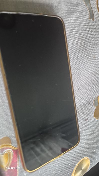 Samsung s 23  utilizat. Prezinta mici uzuri. Perfect functional.