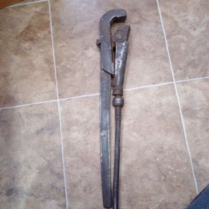 Продам газовые ключи.