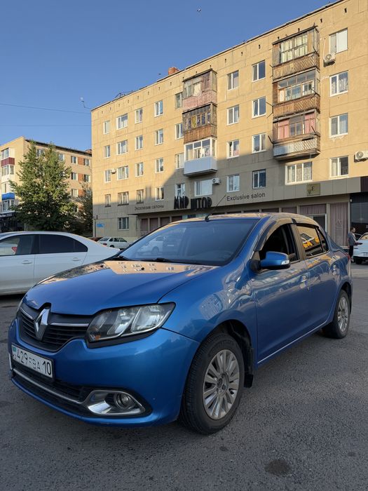 Рено лога , 1 хозяин с завода родной пробег , не таксованная !