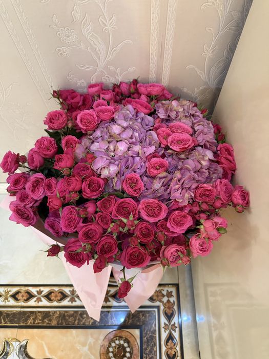 Продам красивый букет