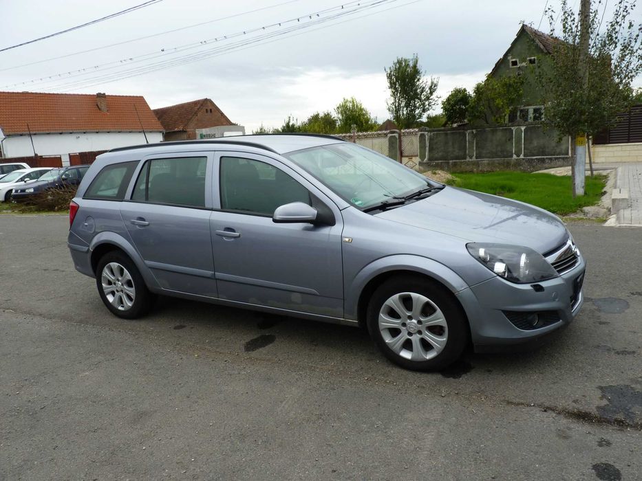 Opel Astra H  1.6 Clima