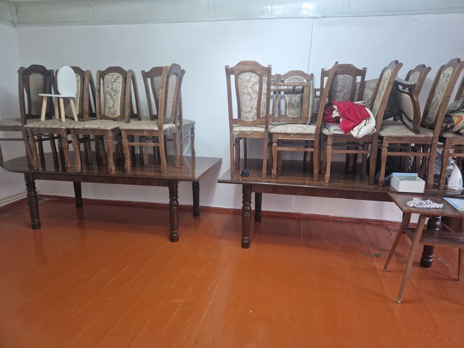 Стол 6м. 20стулясымен сатылады