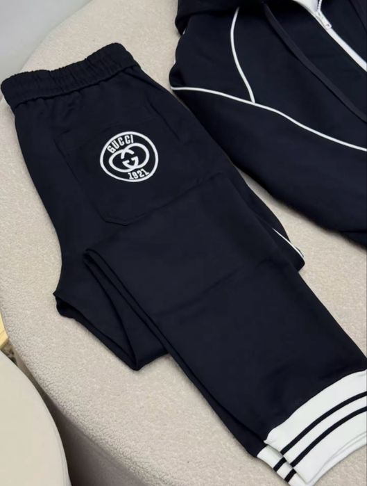 Новая Двойка Gucci темно-синий