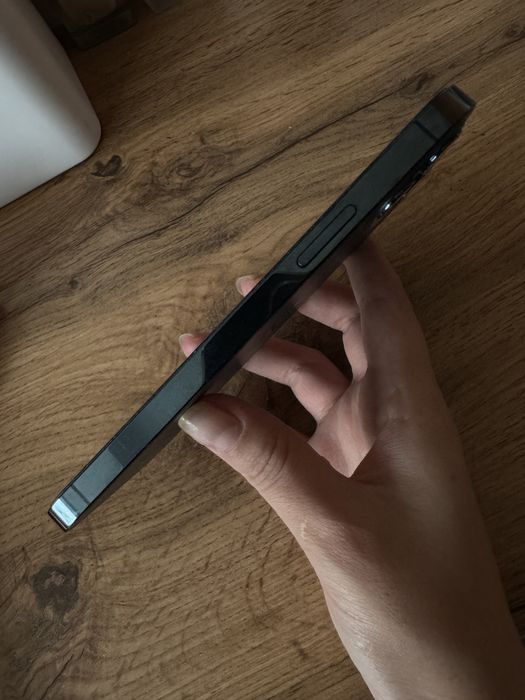 Продам iphone 12 pro 256gb