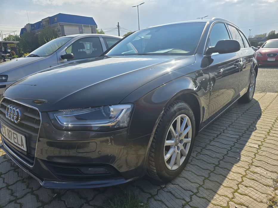 AUDI A4 diesel Automat  2013