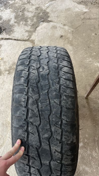 TRANGLE  P275/60 R20