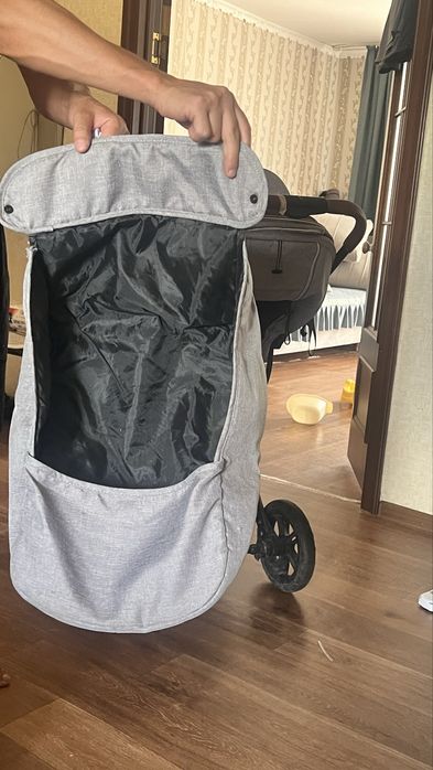 Продам коляску..