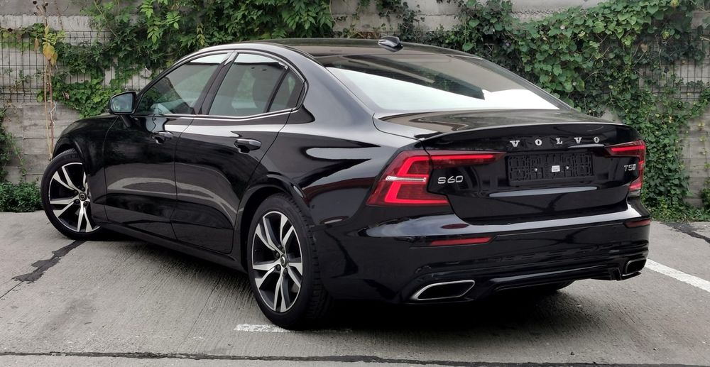 Volvo S60/ R design/Automat/254 Cp/Full Led