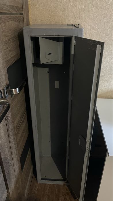 Продам сейф, металлический