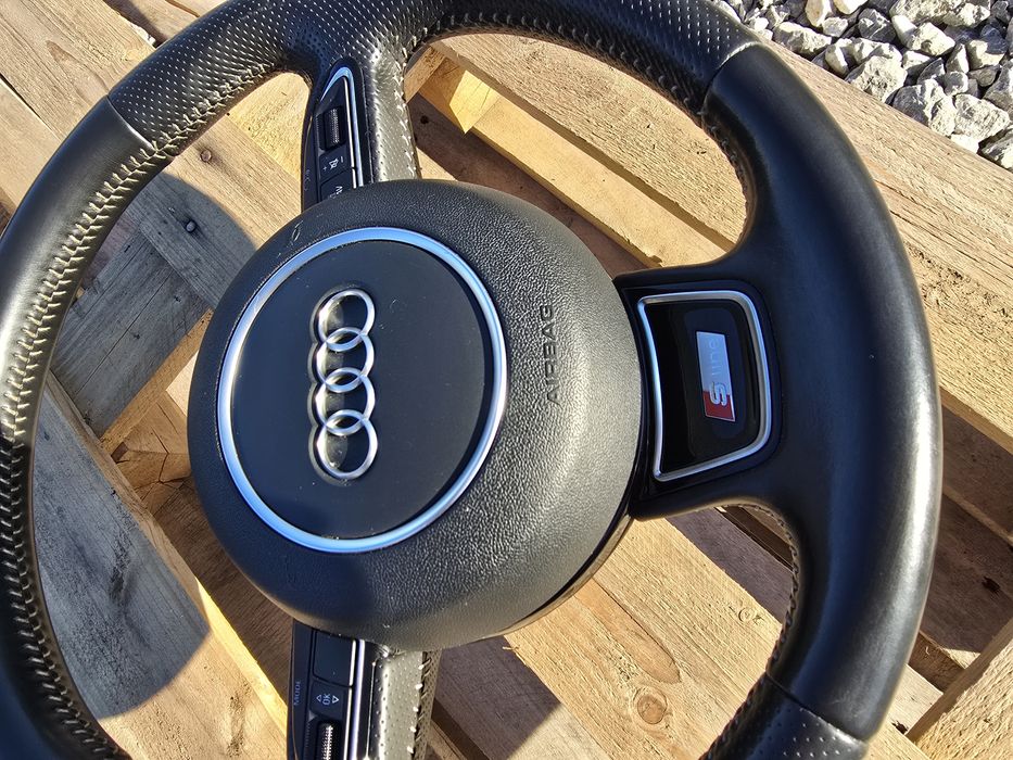 Продавам волан за ауди а3 а4 а8 Q5 i др модели става