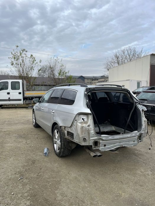 Dezmembrez Vw Passat B7 2.0 diesel