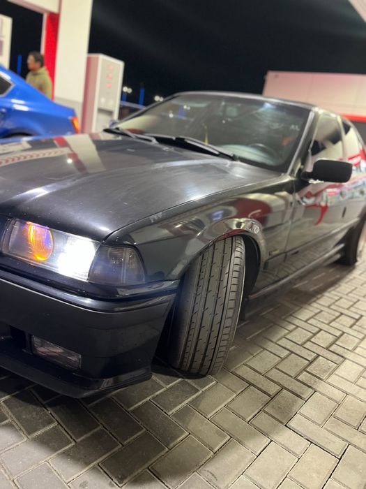 Продам BMW 328i