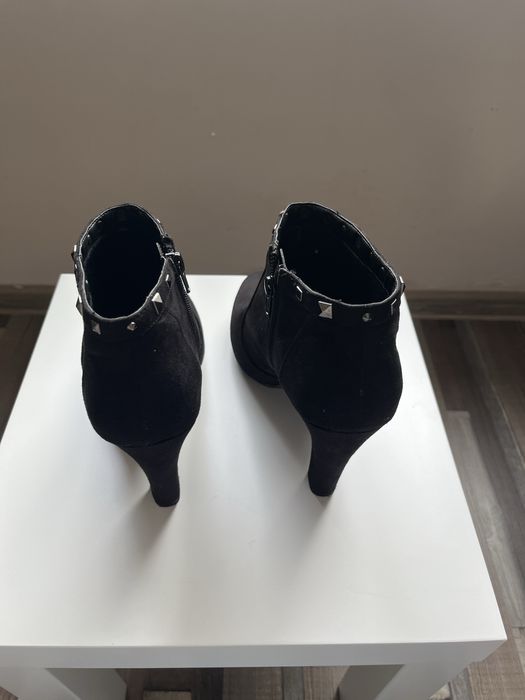 Дамски боти от еко велур