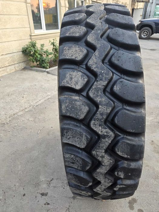 Шины на крана 445/95R25 бу