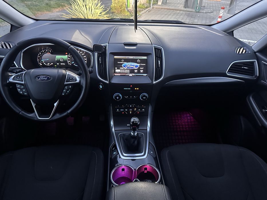 Vand Ford S-Max Titanium 2017 ~ 2.0 TDCI 180 CP