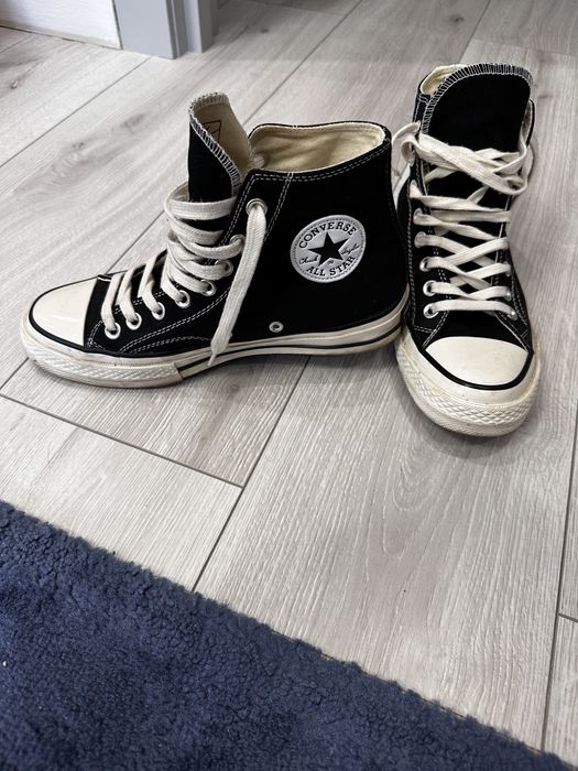 Продам кеды конверсы