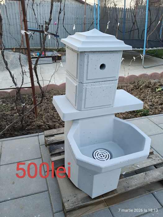 Vând fântanita de gradina / curte / cismea