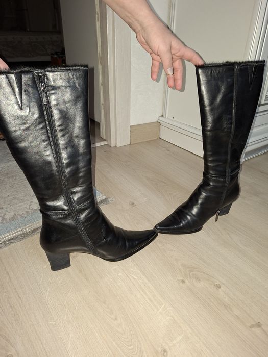 Продаю обувь женскую