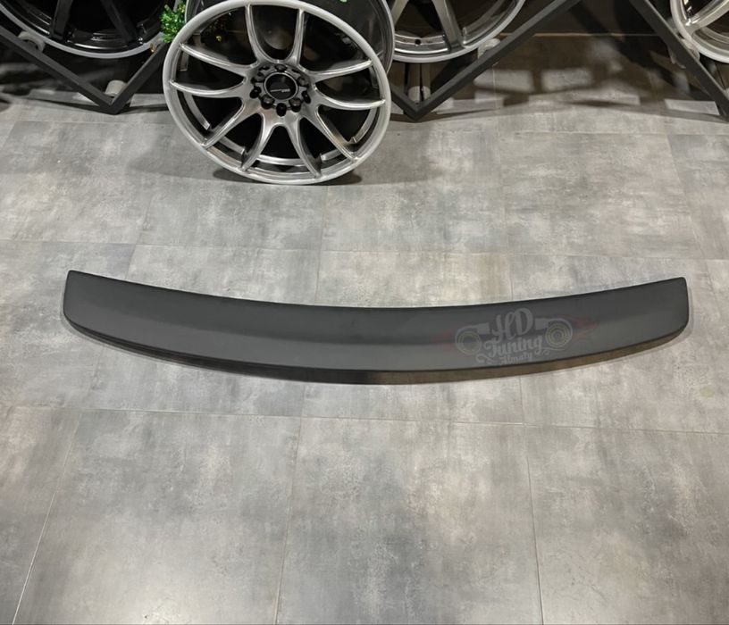 Спойлер STI Subaru Legacy BM