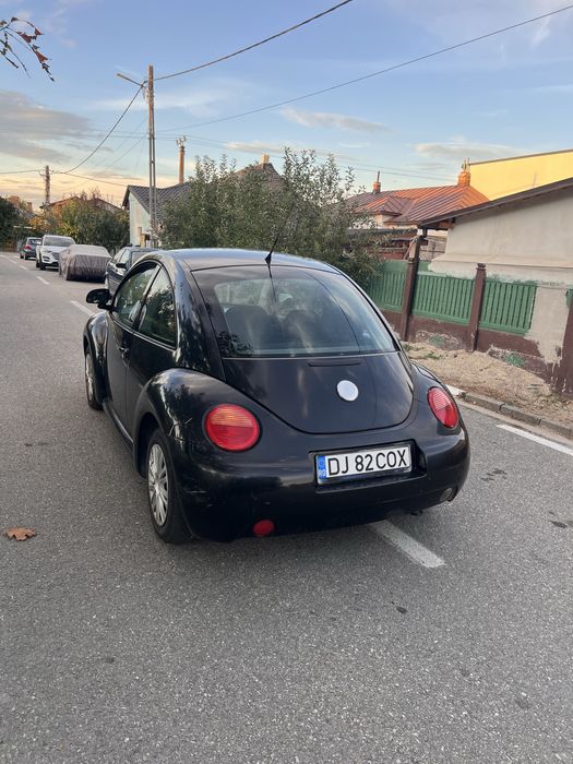 Volkswagen Beetle 2000 benzină, 1.024 € — imagine 4