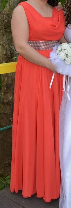 Рокли носени само веднъж