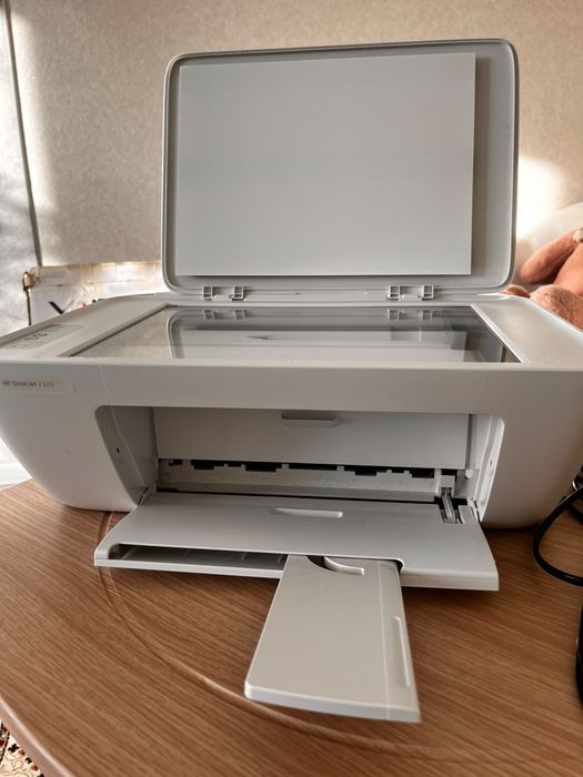 Принтер HP DeskJet 2320