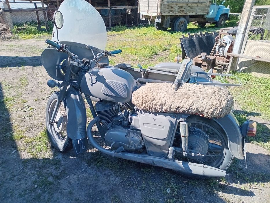 Продам мотоцикл иж