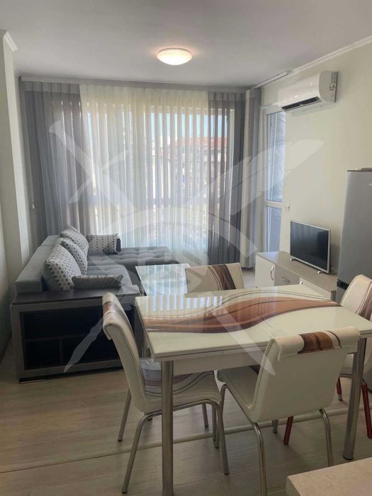 Дава се под наем Тристаен апартамент в Варна, Колхозен пазар - 70 кв.м за 500 € - Снимка #1