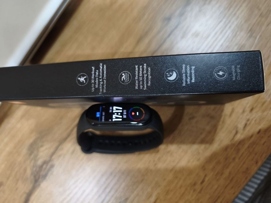 фитнес-браслет Xiaomi Mi Smart Band 6. Как новый