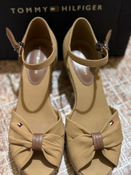 Босоножки красивый