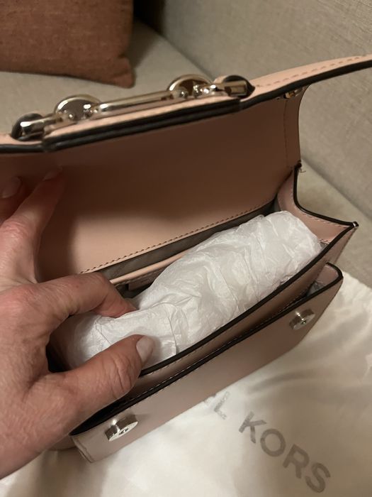 Оригинална чанта Michael kors