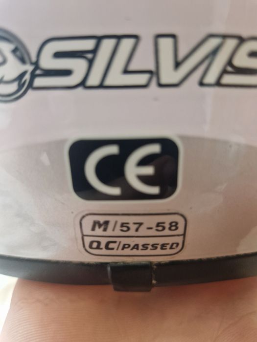 Vand Gopro Hero 5 black si casca de Enduro/Cross  marimea M ,la pachet sau separat!