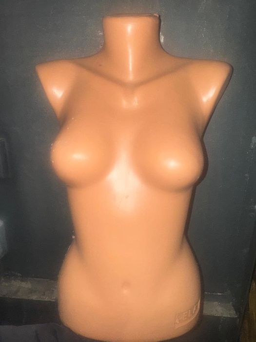 Продам маникены женские