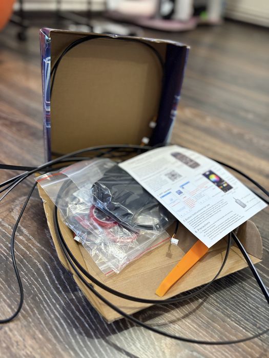 Kit Lumini Ambientale Auto RGBIC, Control Aplicție Bluetooth & Telecomandă, Nou
